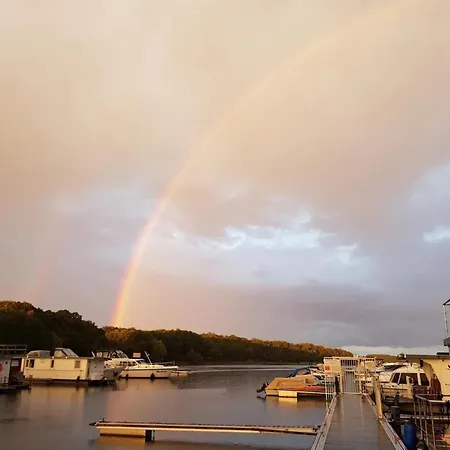 아파트 In Am Mueritzsee